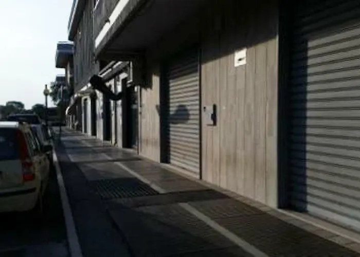 Bunker Degli Inventori בית הארחה פויג'ה